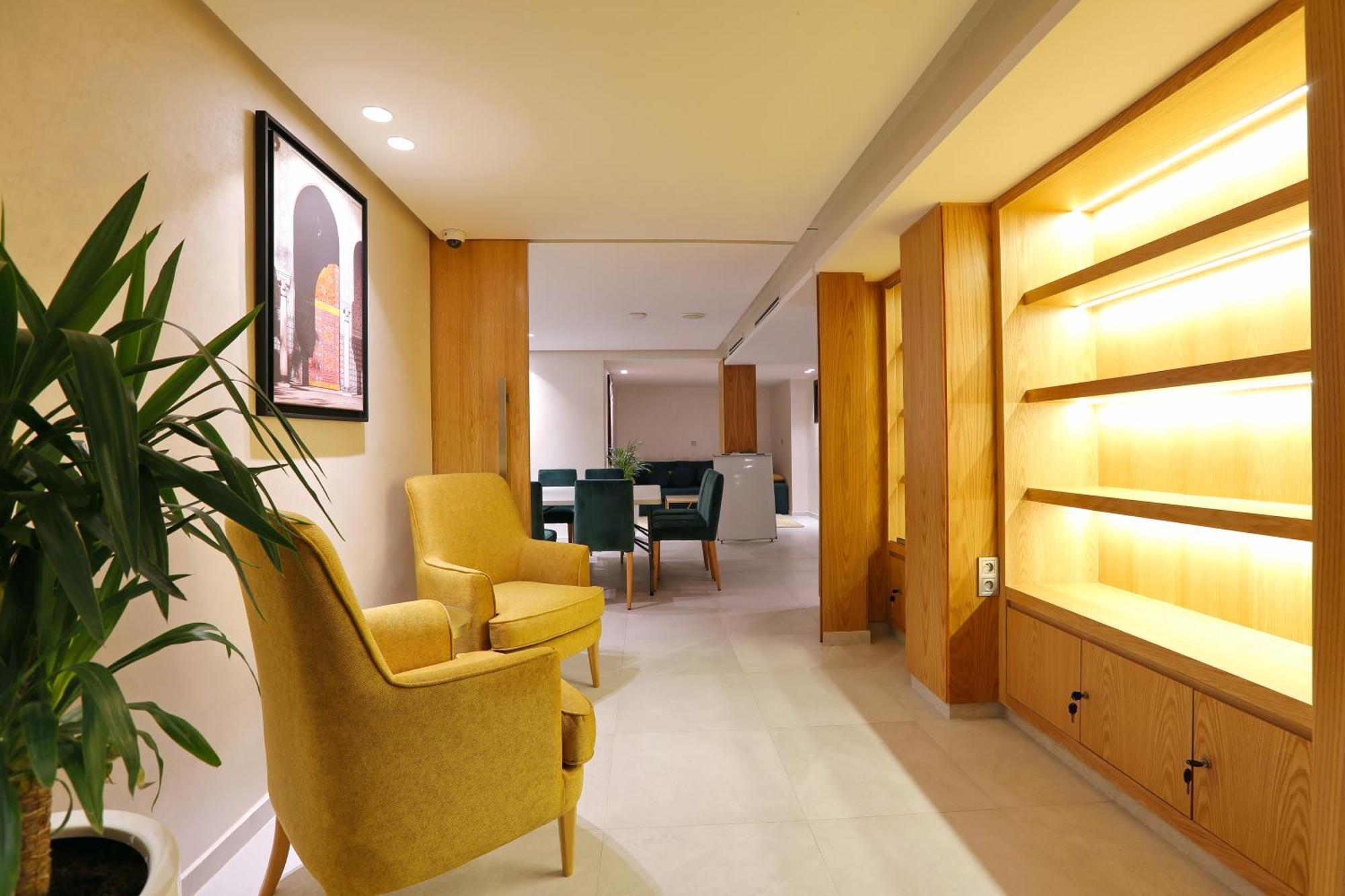 Ari Boutique - Adult Only Hotel 4*